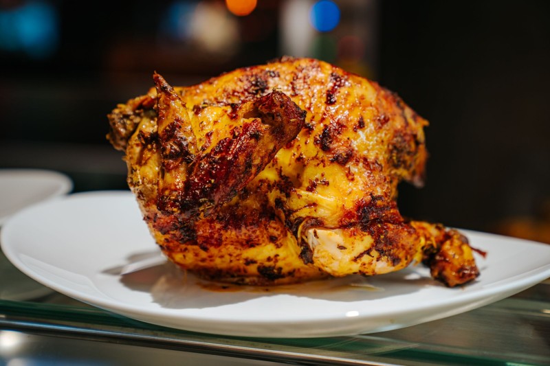 Pui Rotisat (1kg) + 1 Doza Pepsi